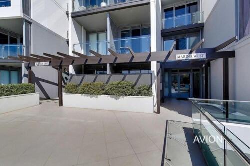 Marina View Apartment On The Maribyrnong River, Melbourne Luaran gambar