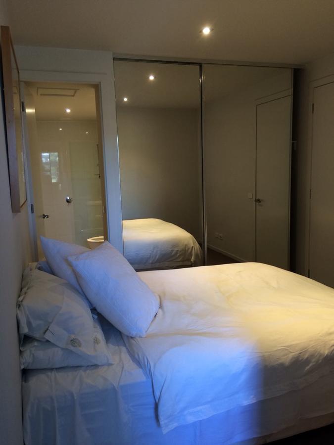 Marina View Apartment On The Maribyrnong River, Melbourne Luaran gambar